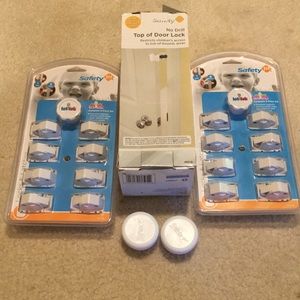 Never used! Safety 1st Tot Loks and Door Lock